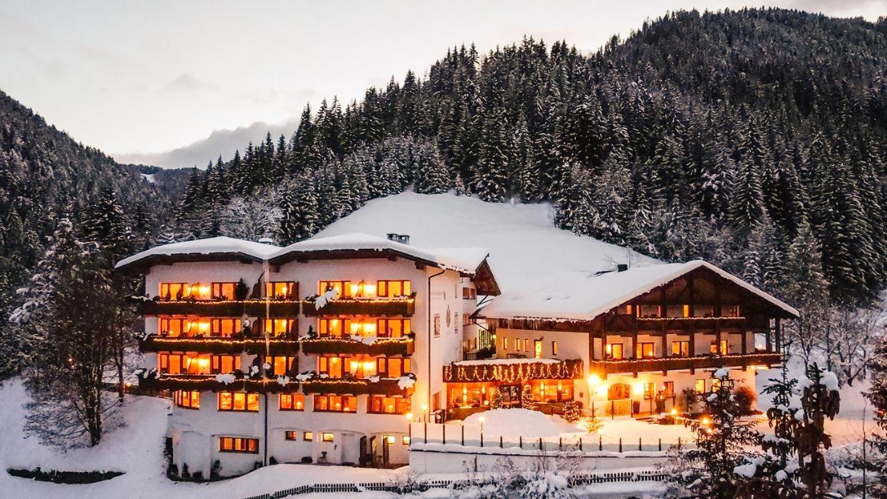 Ganischgerhof Mountain Resort & Spa โนวาโปเนนเต ภายนอก รูปภาพ